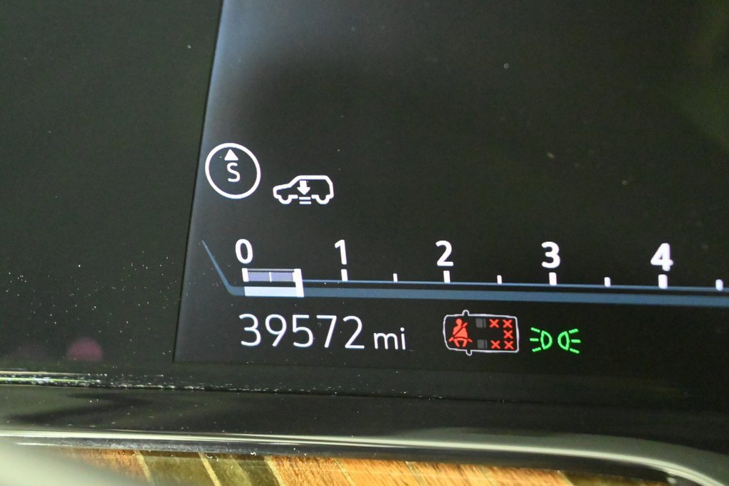 Used 2022 Cadillac Escalade Sport Platinum image 27