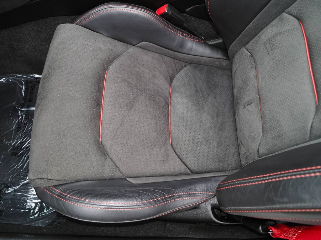 Certified 2021 Chevrolet Camaro ZL1 RWD image 22