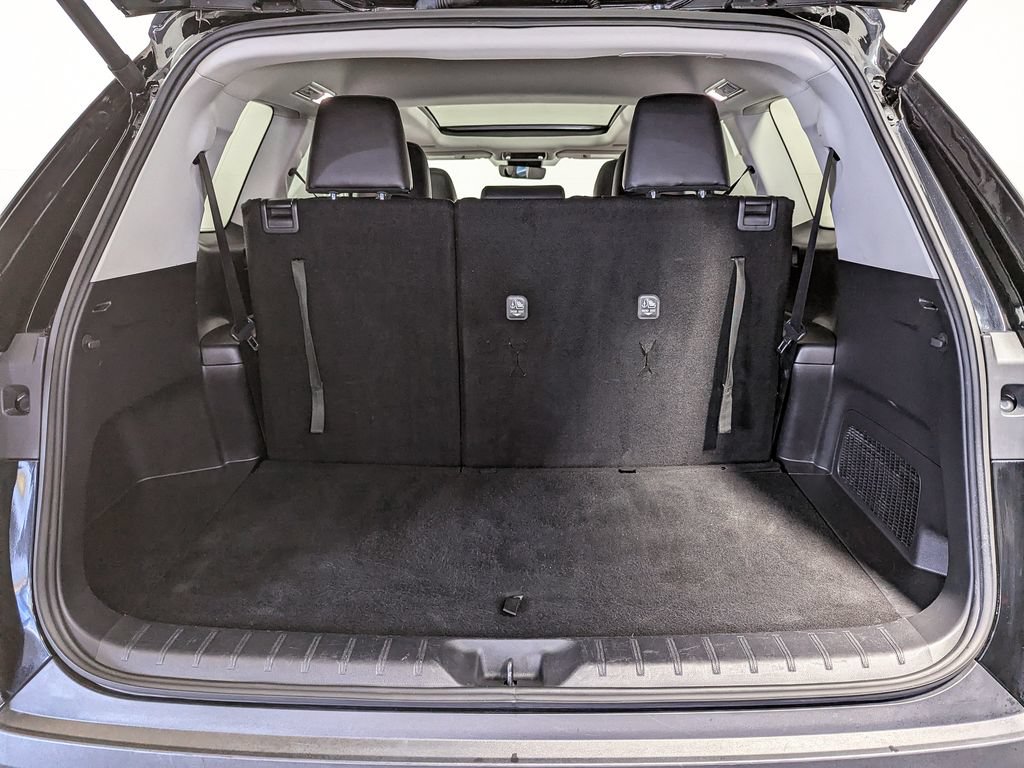 Used 2025 Toyota Grand Highlander AWD image 42