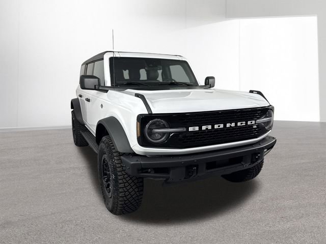 Used 2024 Ford Bronco Wildtrak image 3