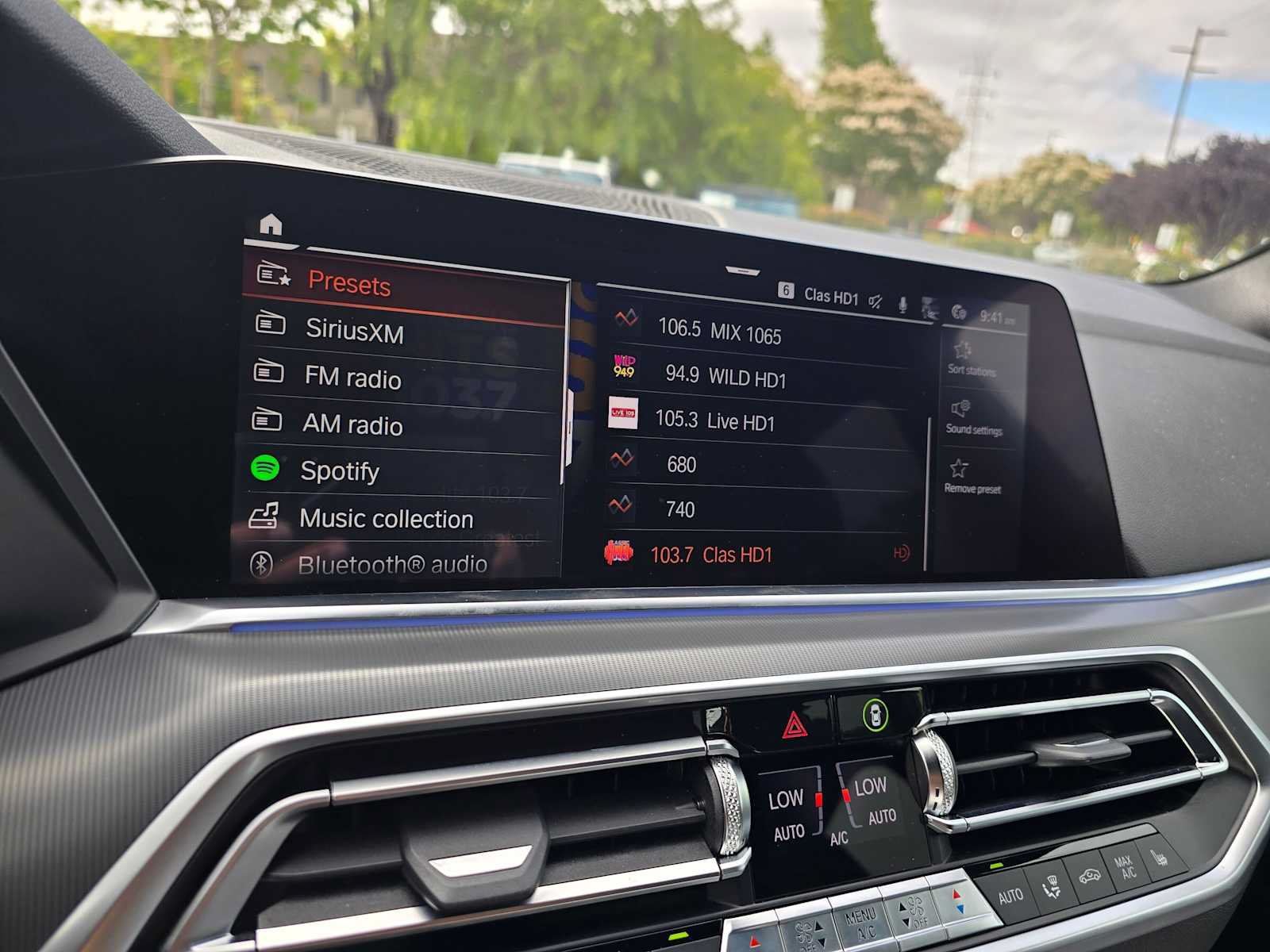 Used 2019 BMW X5 xDrive40i w/ M Sport Package AWD/4WD image 27