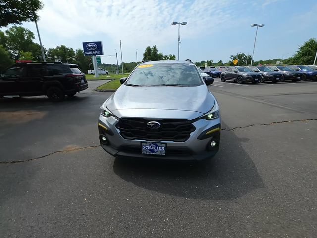 Used 2025 Subaru Crosstrek 2.5i Sport AWD/4WD image 2