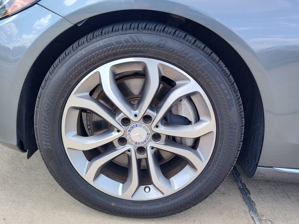 Used 2017 Mercedes-Benz C 300 Sedan image 15