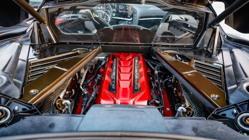 Used 2021 Chevrolet Corvette Stingray Premium Cpe w/ Z51 Performance Package image 29