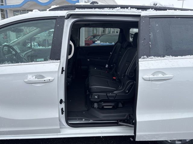 New 2026 Honda Odyssey Touring image 24