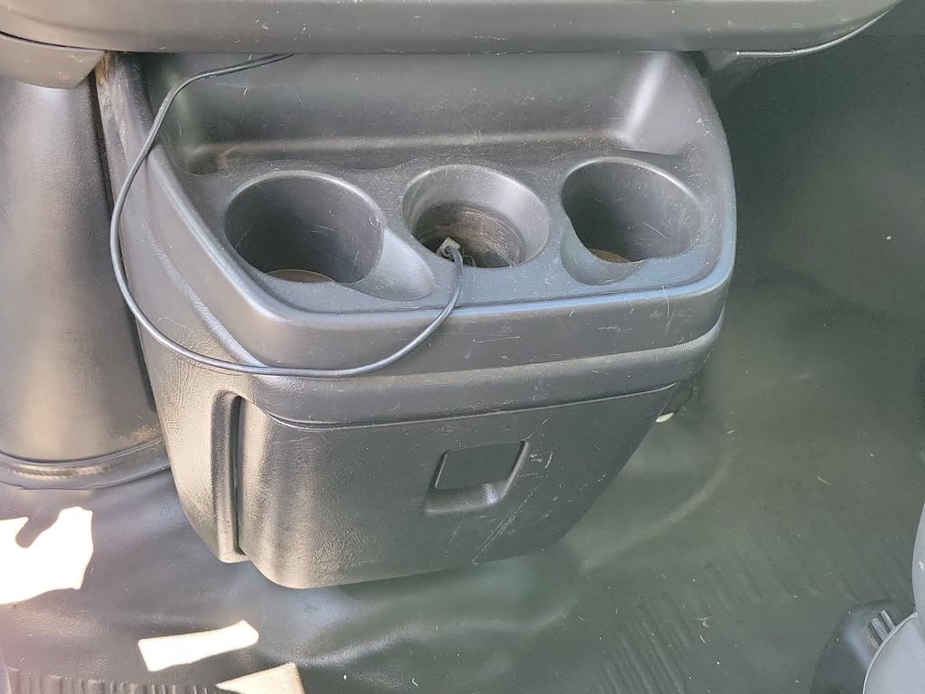 Used 2017 Chevrolet Express 2500 RWD image 24