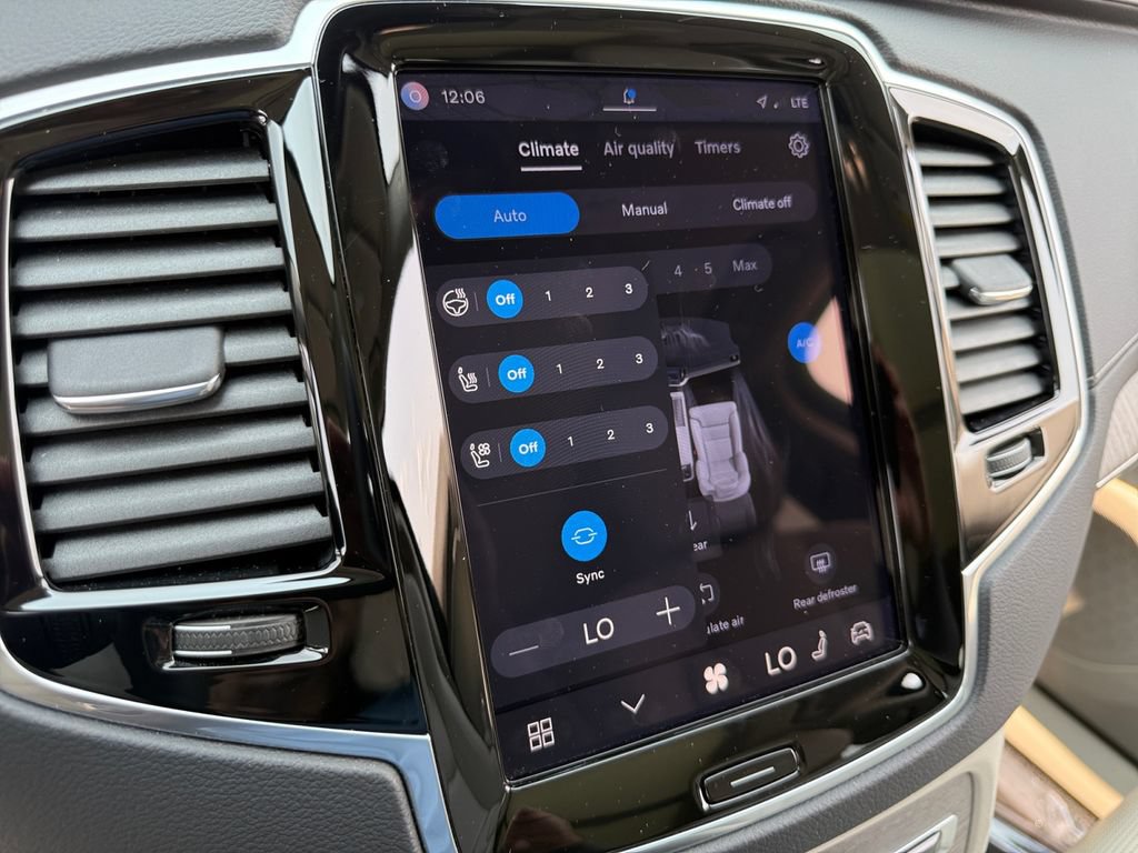 Certified 2024 Volvo XC90 B6 Ultimate AWD/4WD image 35