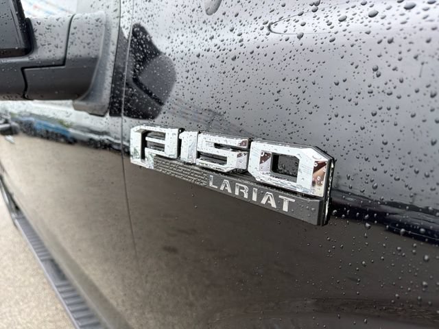 Used 2019 Ford F150 Lariat w/ Equipment Group 502A Luxury AWD/4WD image 4