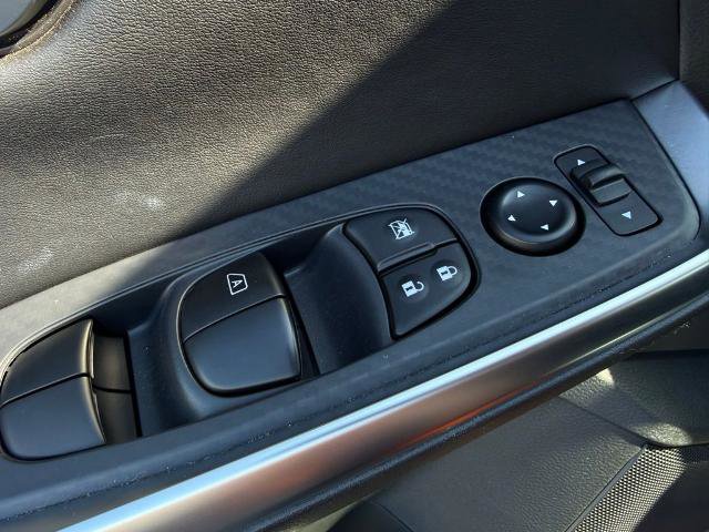 Certified 2025 Nissan Sentra SR image 21