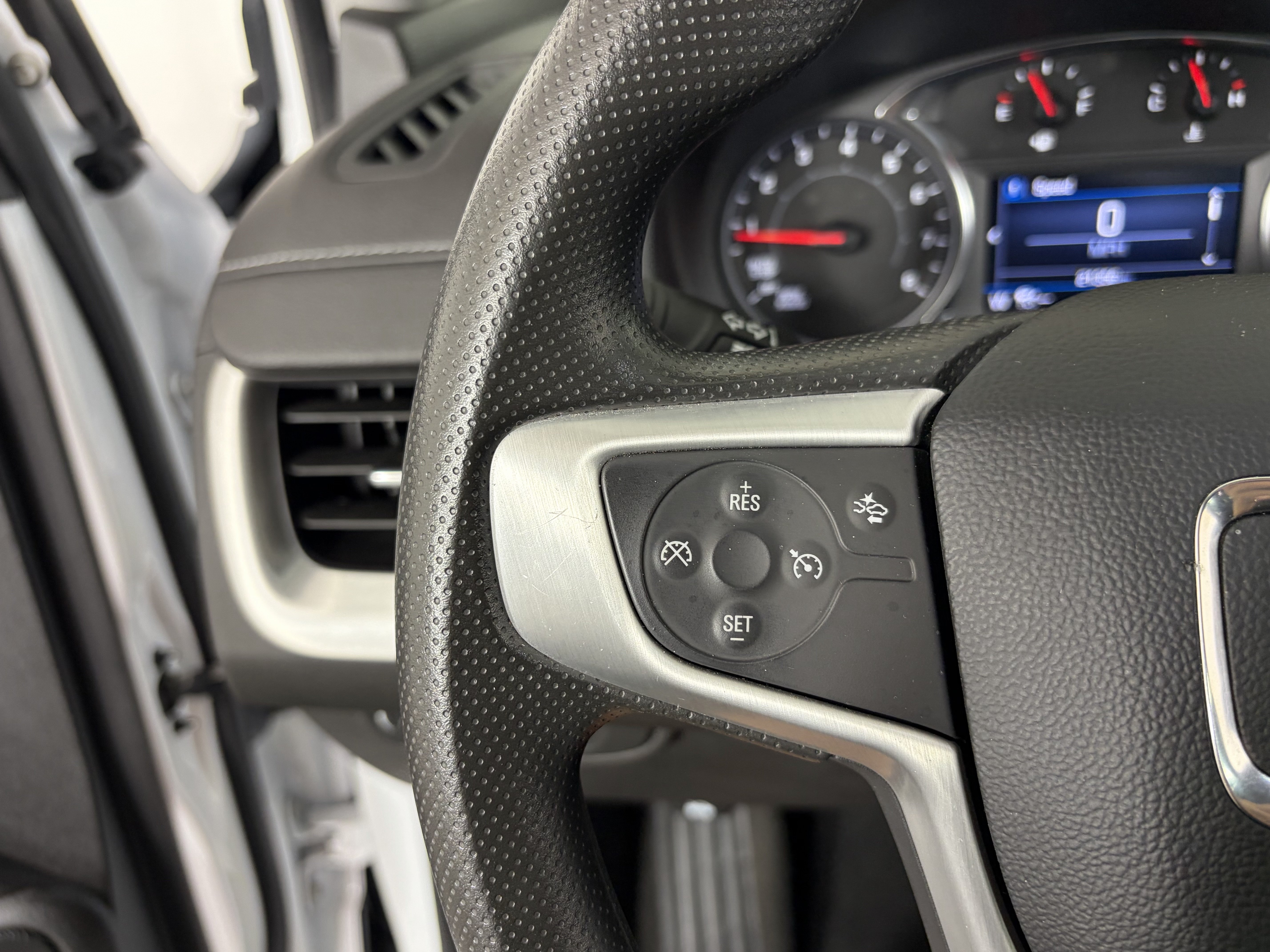 Used 2023 GMC Terrain SLE w/ Driver Convenience Package AWD/4WD image 31