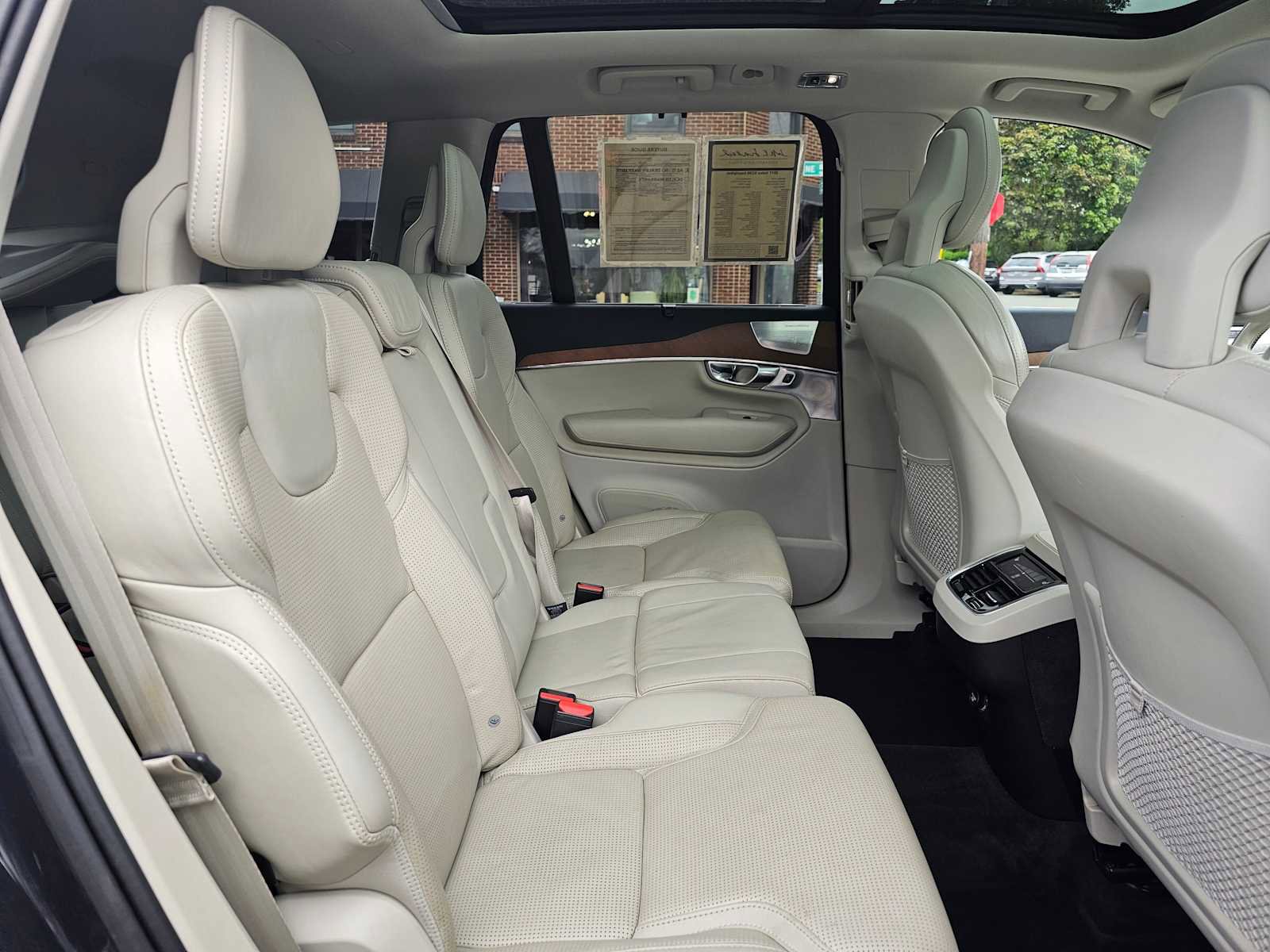 Used 2017 Volvo XC90 T6 Inscription w/ Vision Package AWD/4WD image 14