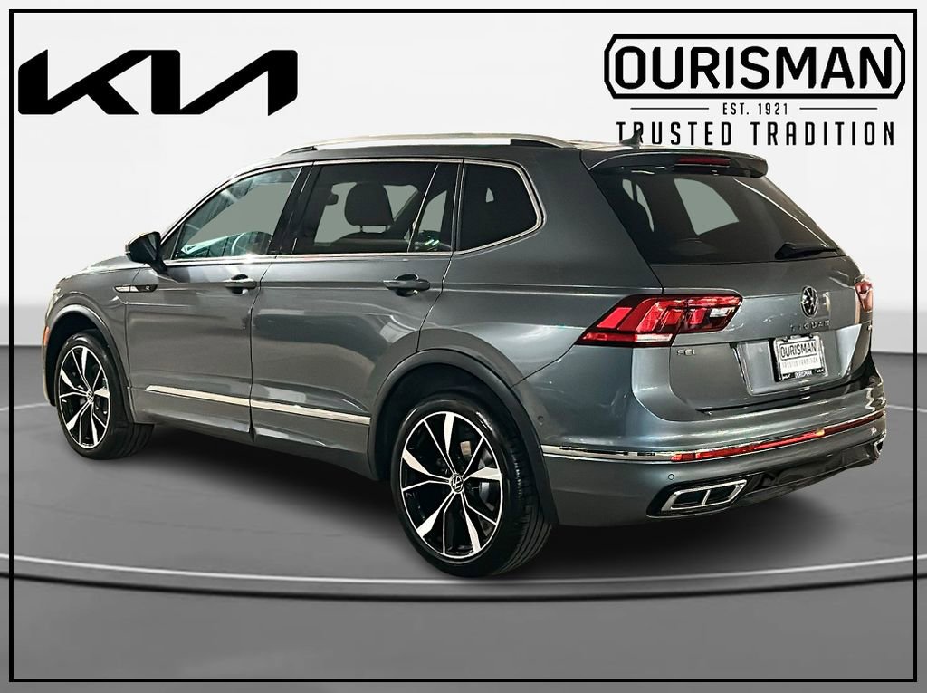 Used 2023 Volkswagen Tiguan SEL R-Line image 3