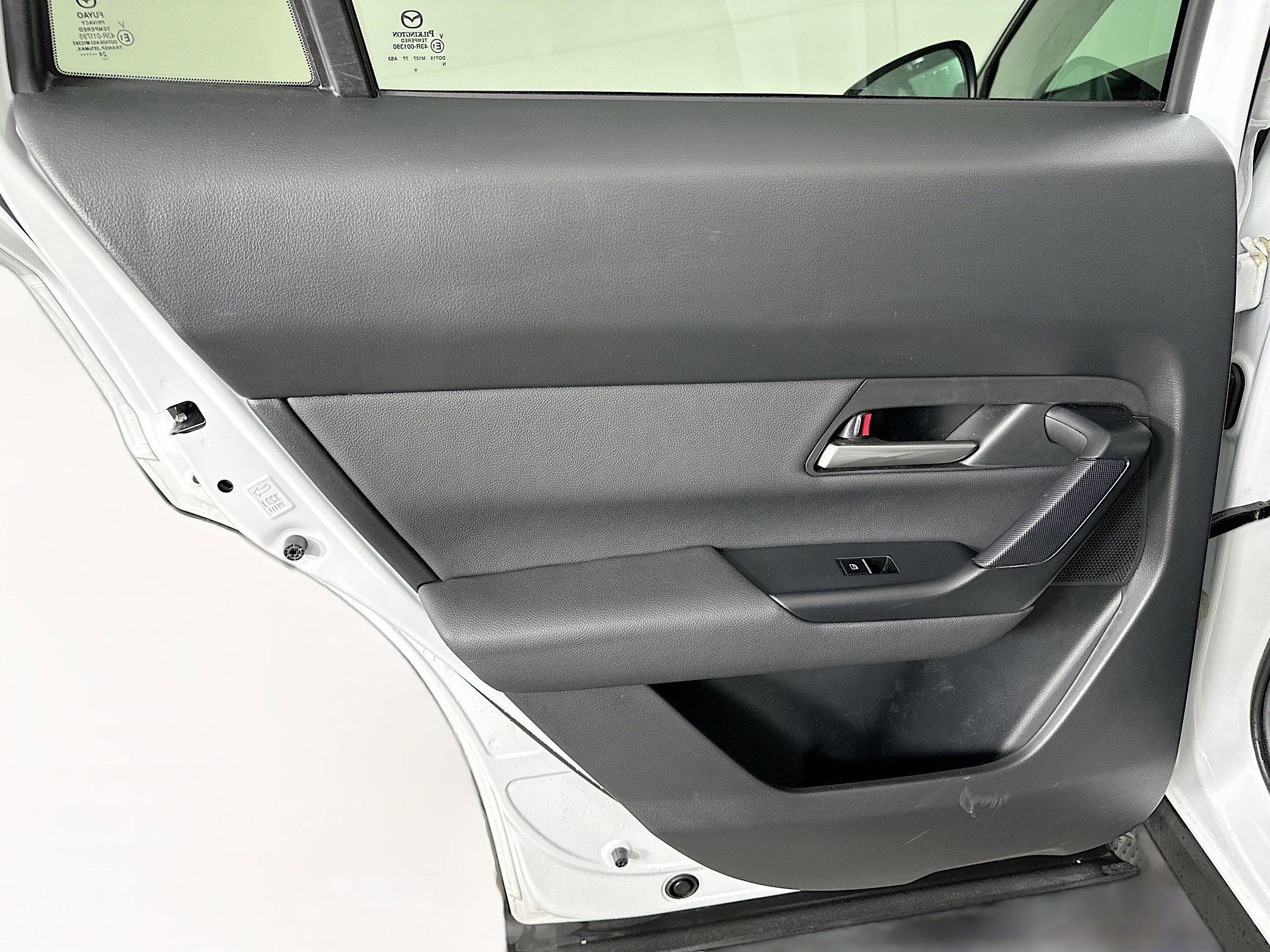 Used 2025 MAZDA CX-50 AWD 2.5 S w/ Premium Package image 27