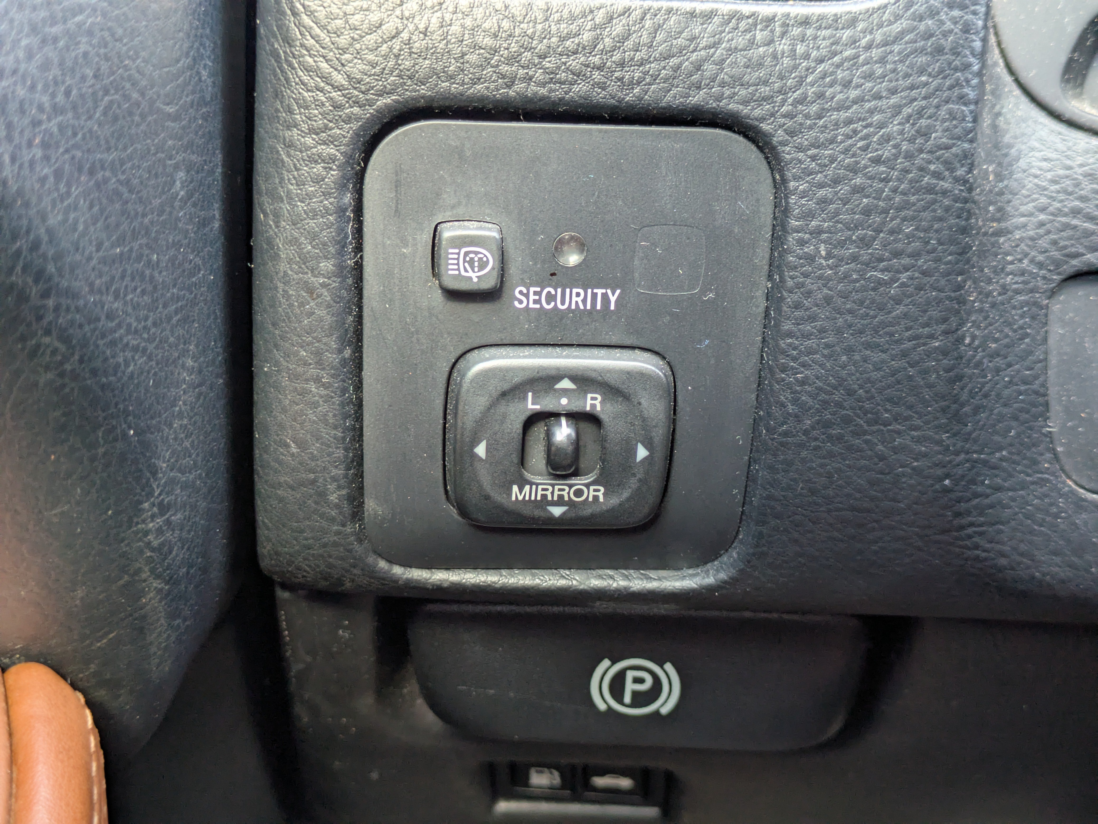Used 2002 Lexus SC 430 Convertible RWD image 28