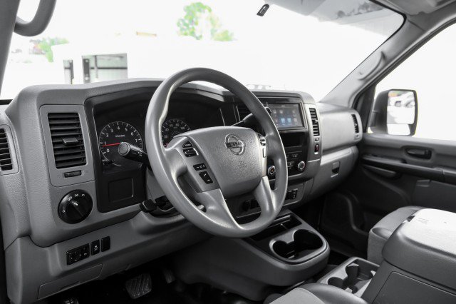 Used 2020 Nissan NV 2500 SV RWD image 12
