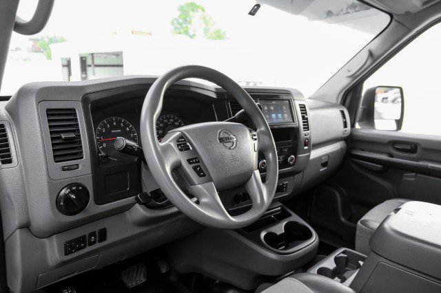 Used 2020 Nissan NV 2500 SV image 12