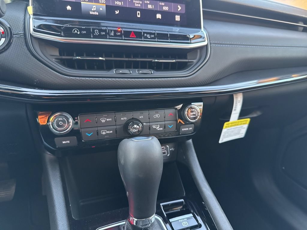 New 2026 Jeep Compass Limited AWD/4WD image 26