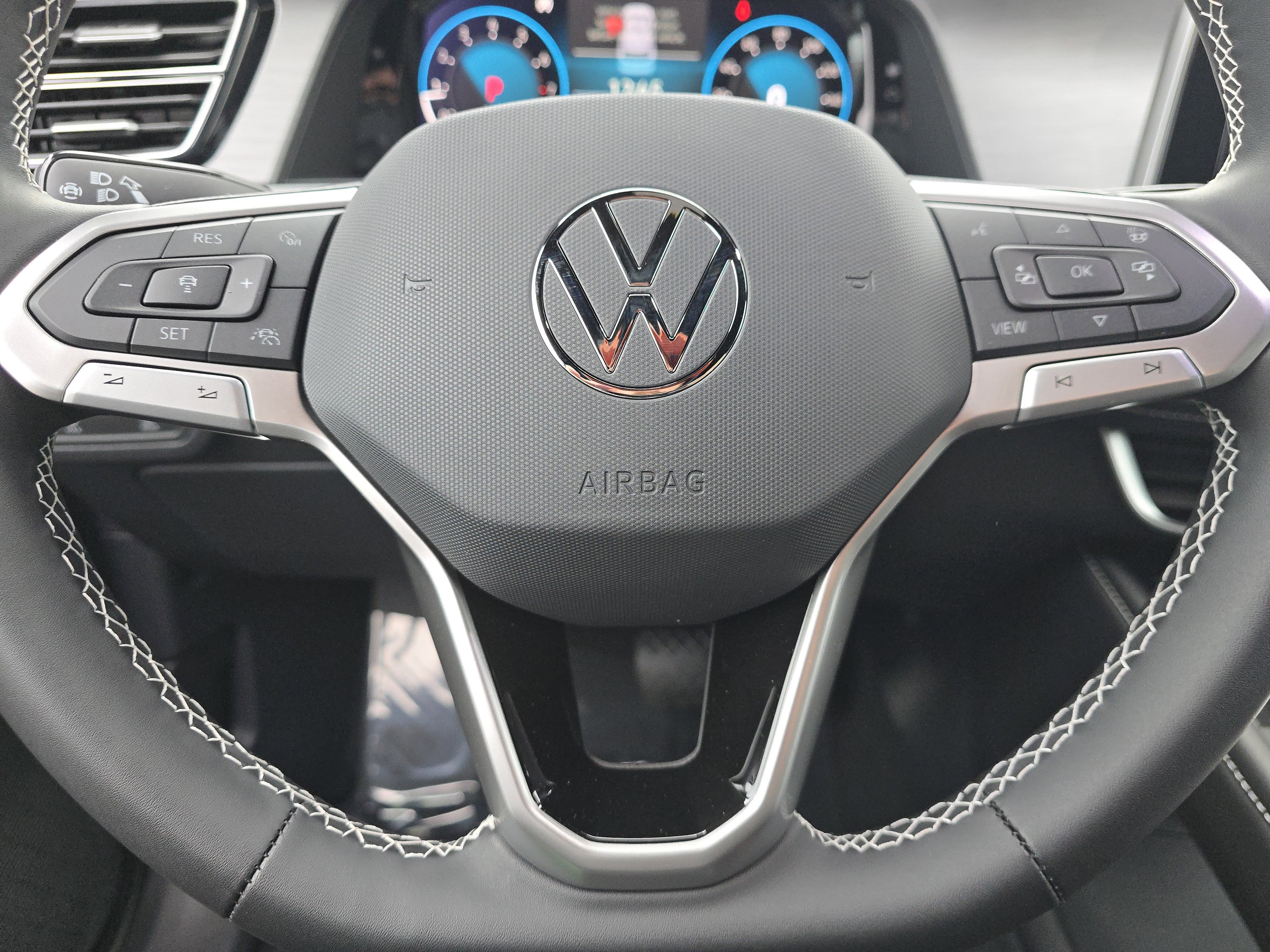 New 2026 Volkswagen Atlas Cross Sport SE image 18