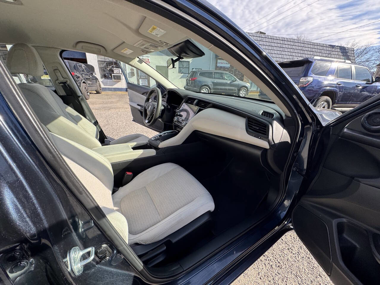 Used 2021 Honda Insight EX image 59