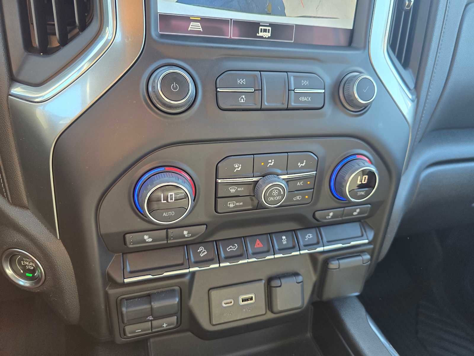 Used 2022 Chevrolet Silverado 1500 LT Trail Boss w/ Convenience Package II image 28