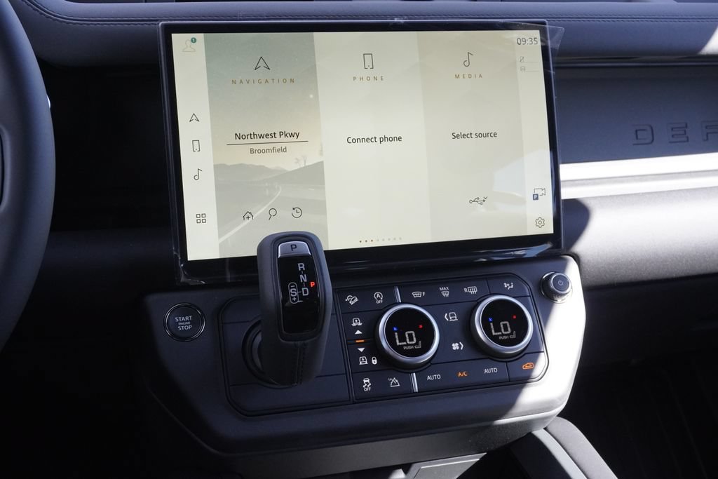New 2026 Land Rover Defender 110 S AWD/4WD image 15