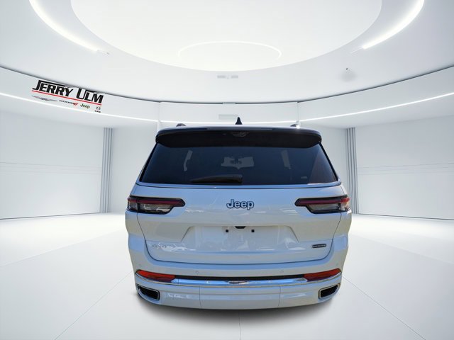 New 2025 Jeep Grand Cherokee L Overland w/ Advanced Protech Group III image 4