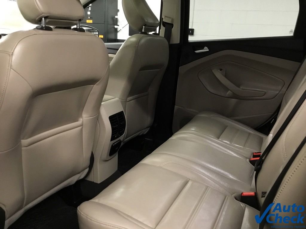 Used 2019 Ford Escape Titanium image 29