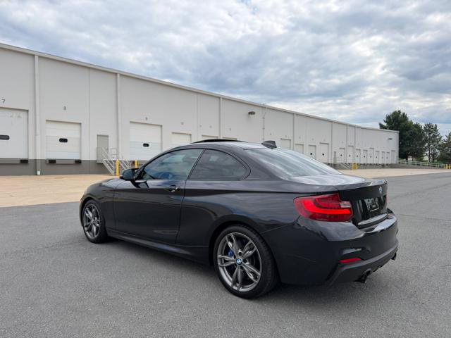 Used 2015 BMW M235i Coupe RWD image 3