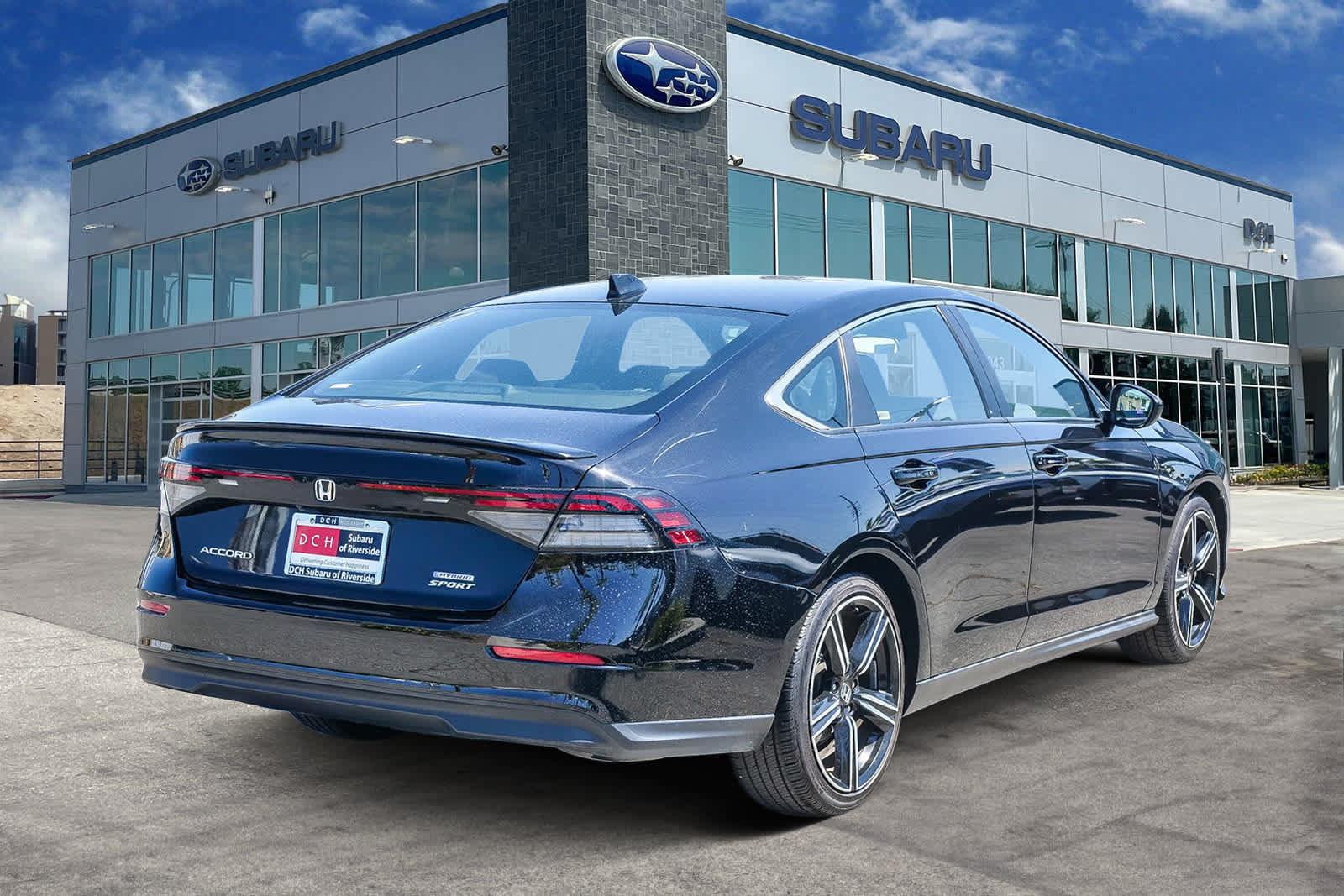Used 2024 Honda Accord Sport image 4