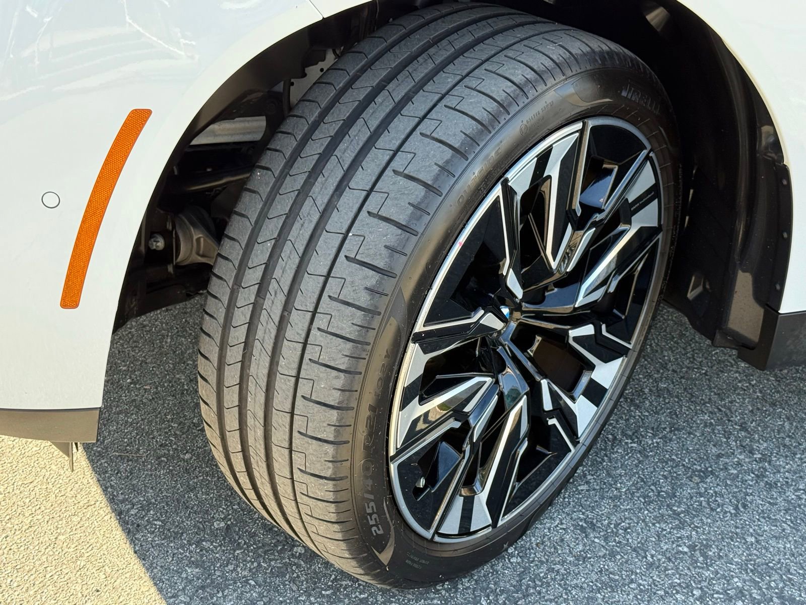 Used 2025 BMW X3 xDrive30i w/ Premium Package image 19