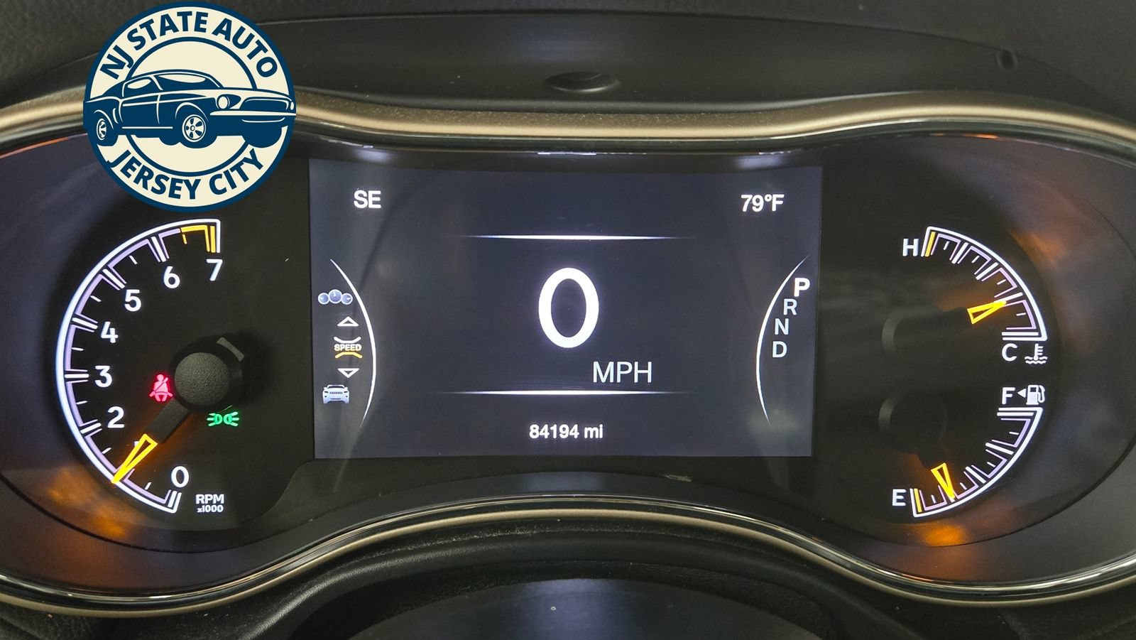 Used 2017 Jeep Grand Cherokee Overland AWD/4WD image 12