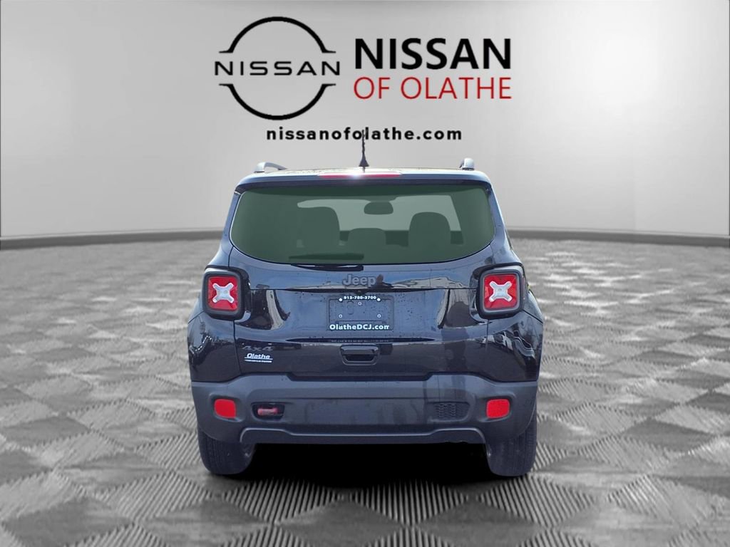 Used 2023 Jeep Renegade Latitude image 27