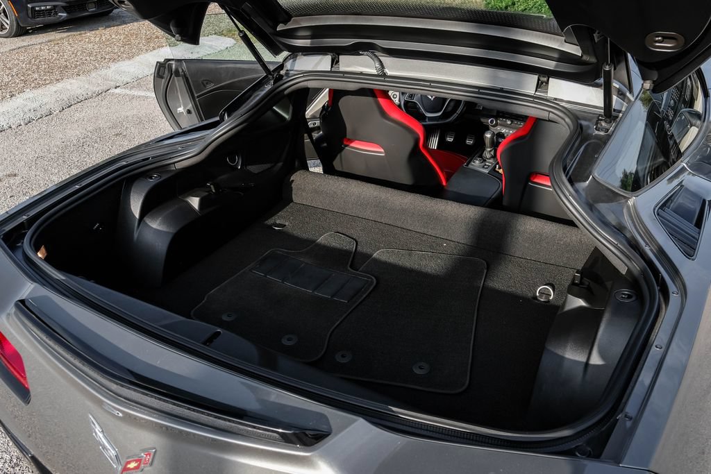 Used 2016 Chevrolet Corvette Stingray Coupe RWD image 56