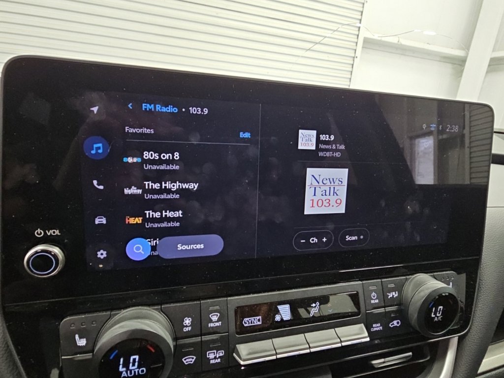 Used 2026 Toyota Grand Highlander XLE FWD image 14