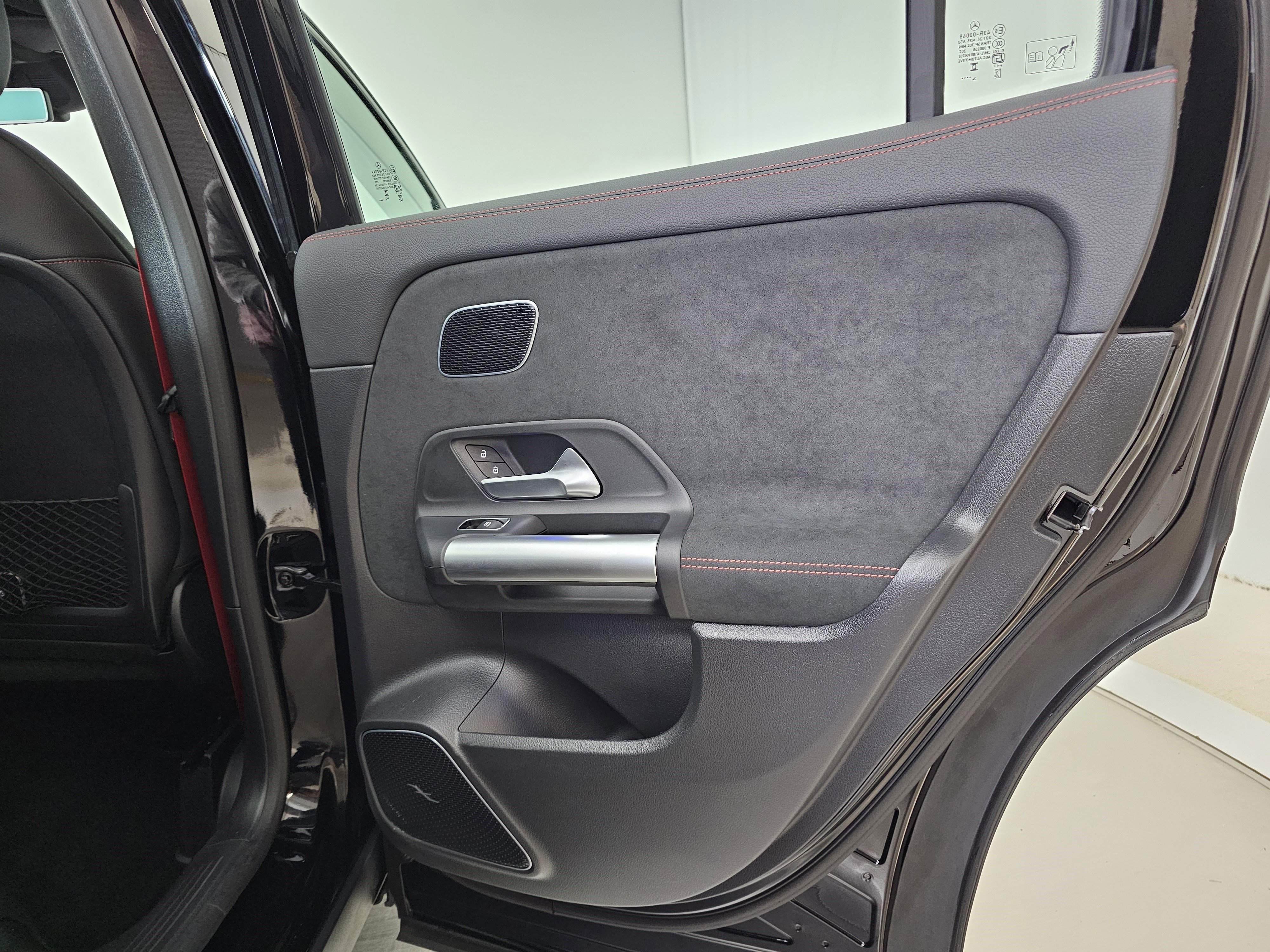 Certified 2025 Mercedes-Benz GLA 35 AMG 4MATIC image 32