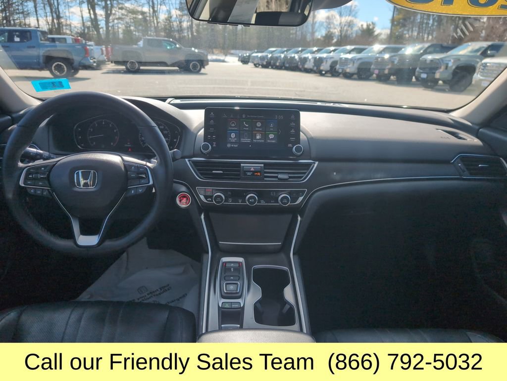 Used 2018 Honda Accord Touring image 14