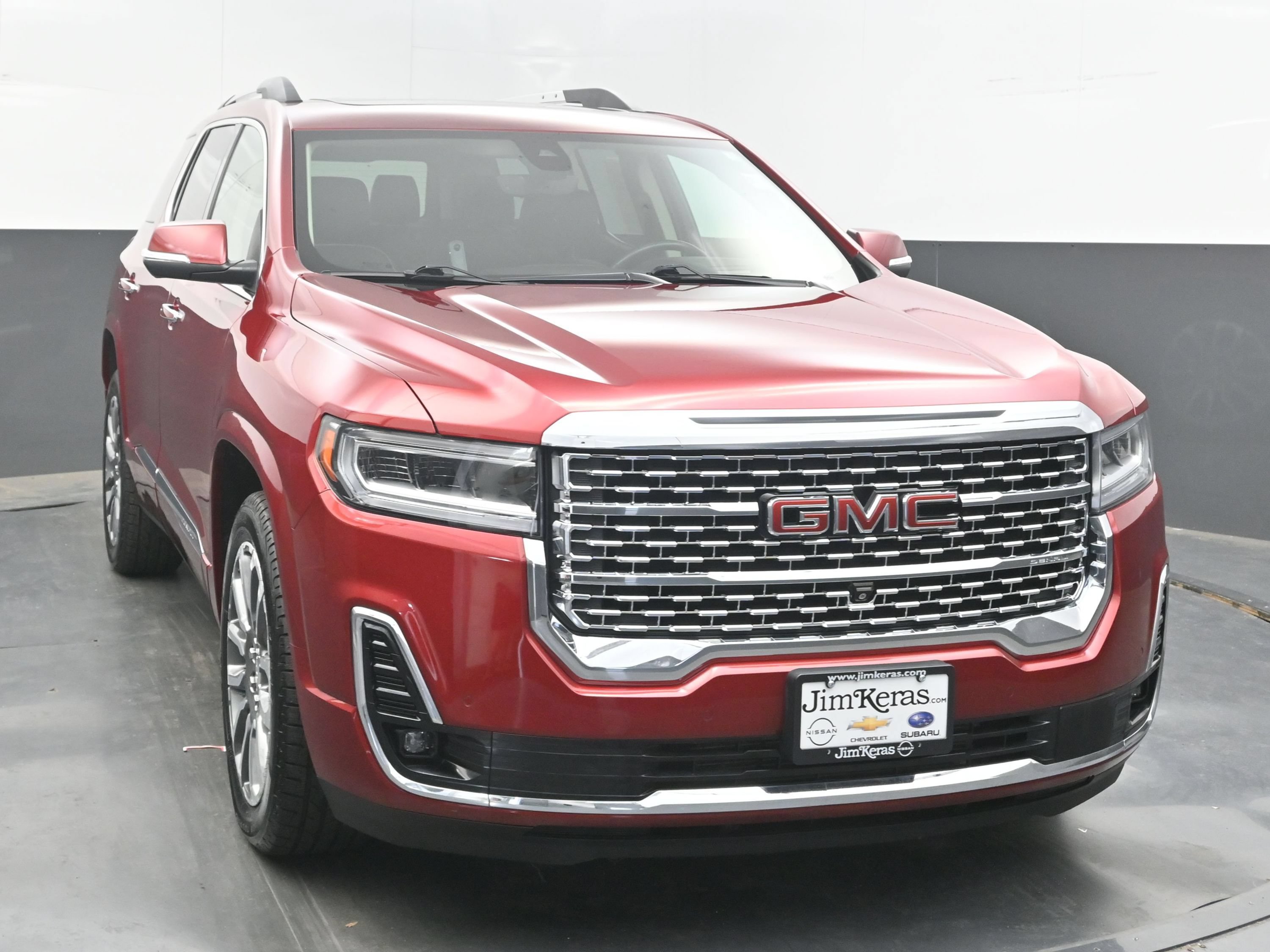 Used 2022 GMC Acadia Denali w/ Denali Ultimate Package AWD/4WD image 2