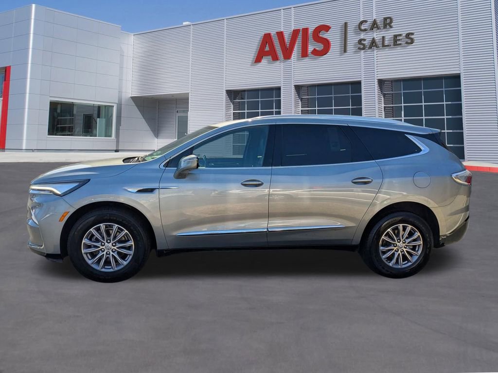 Used 2024 Buick Enclave Premium image 10