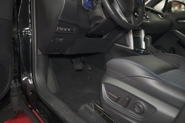 Certified 2024 Toyota Corolla Cross XSE image 11