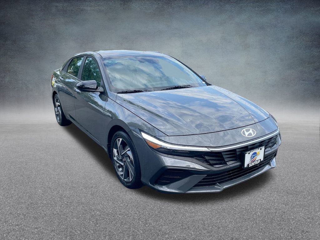 Used 2025 Hyundai Elantra Sport image 34