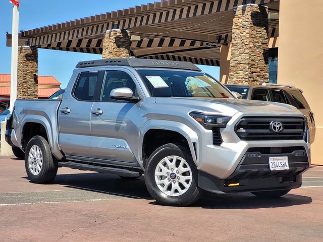 Certified 2024 Toyota Tacoma SR5 AWD/4WD image 2