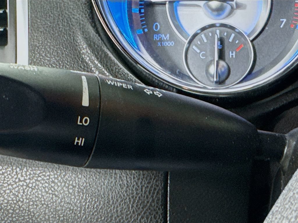 Used 2014 Chrysler 300 RWD image 13