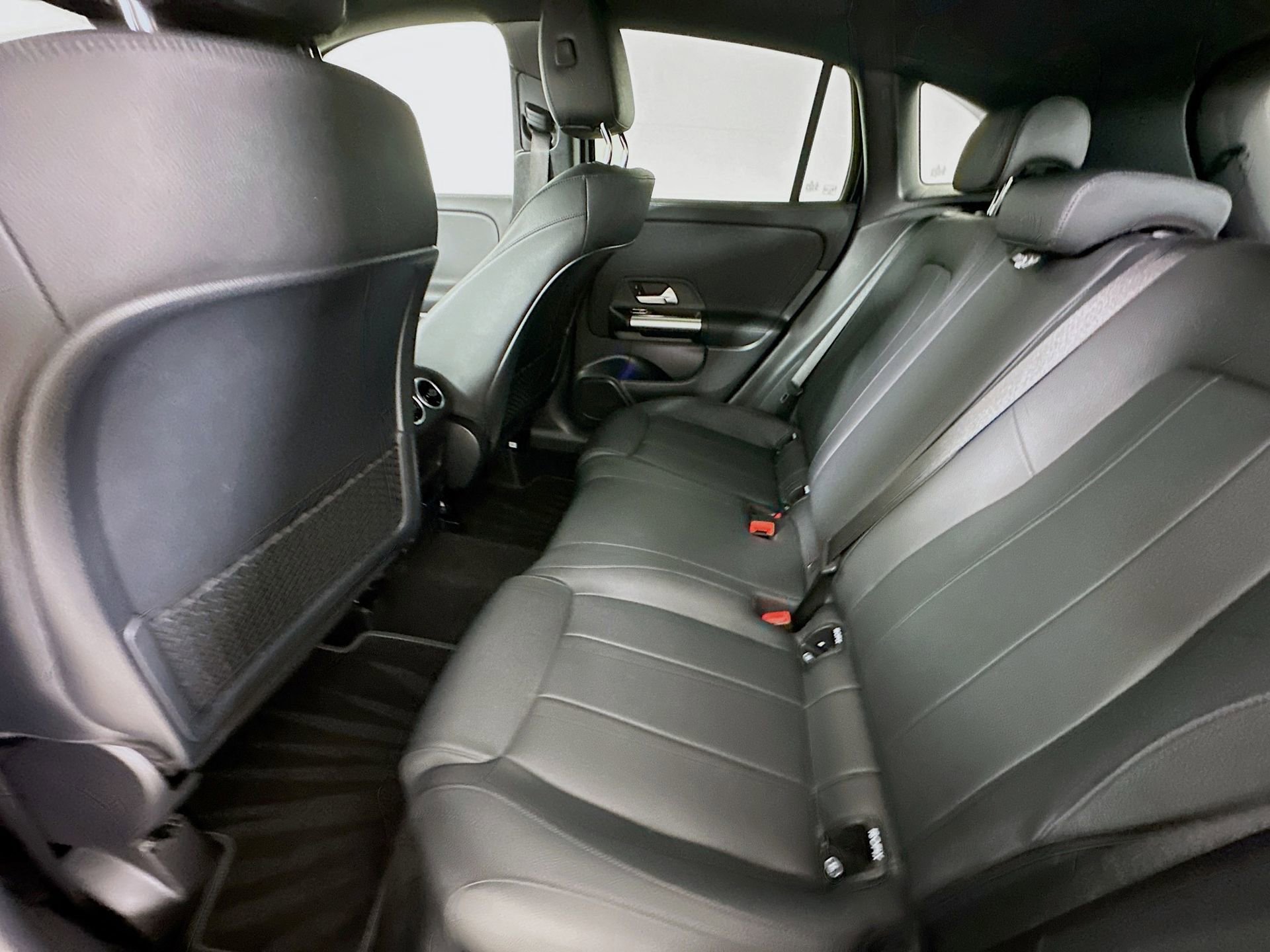 Used 2025 Mercedes-Benz GLA 250 image 24