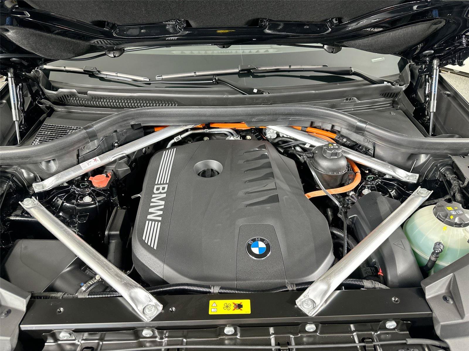 Used 2026 BMW X5 xDrive50e AWD/4WD image 64