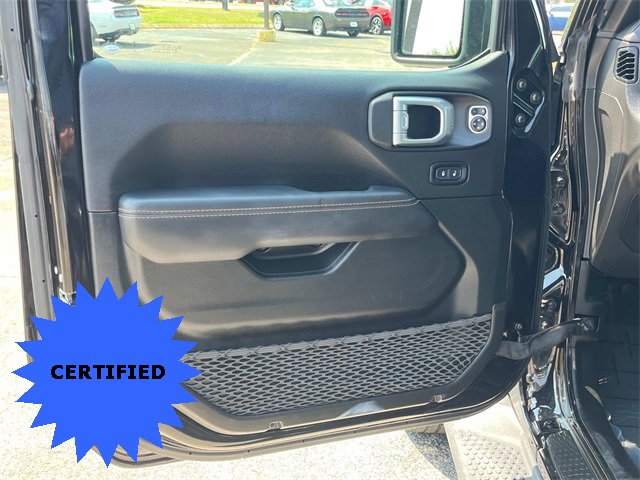 Used 2022 Jeep Wrangler Unlimited Sahara image 14