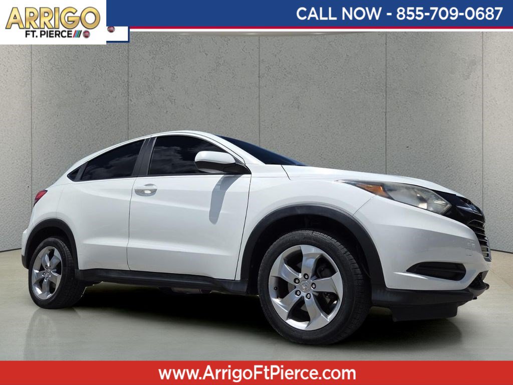 Used 2017 Honda HR-V LX image 1