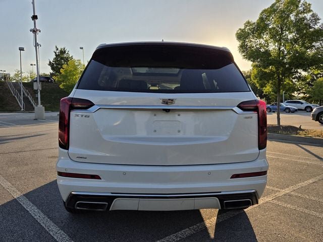 Used 2024 Cadillac XT6 Premium Luxury AWD/4WD image 4