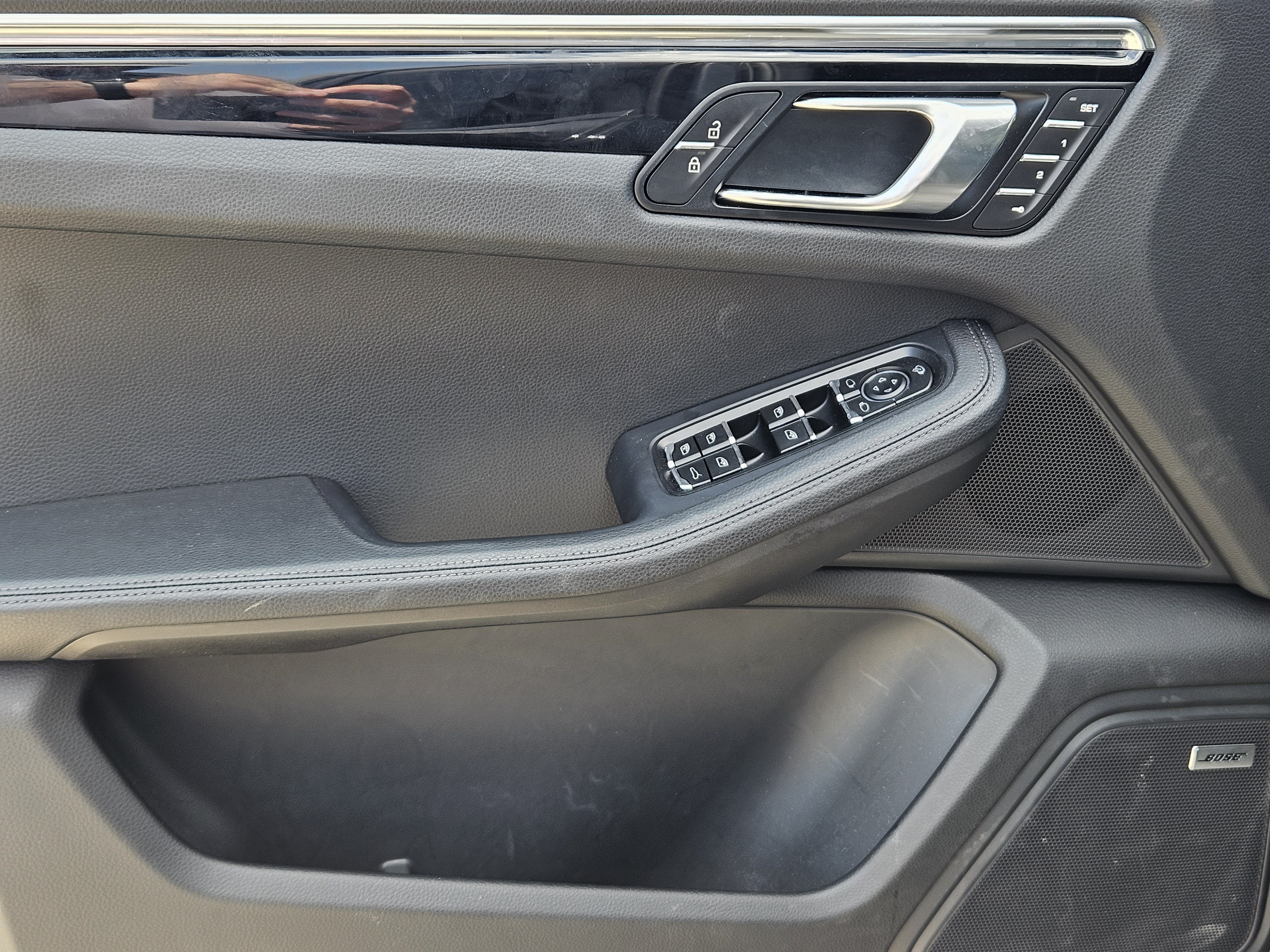 Certified 2026 Porsche Macan AWD/4WD image 22