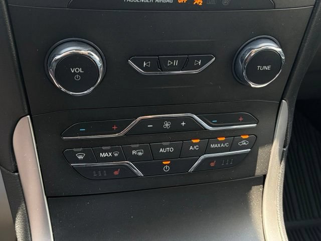 Used 2020 Ford Edge SEL w/ Convenience Package AWD/4WD image 23