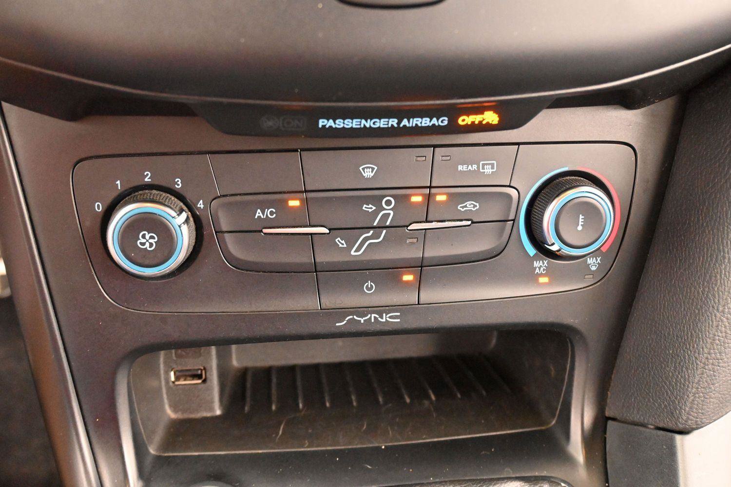 Used 2016 Ford Focus ST FWD image 24